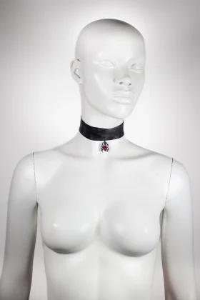 ARACHNIDA skinny choker size M (all black)